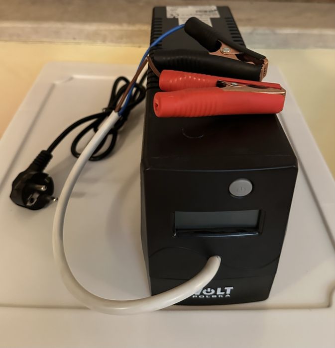 Инвертор / ИБП / ДБЖ 220В под внешний аккумулятор (для блекаута)