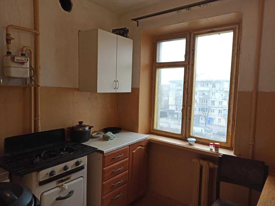 Продам 1к квартиру під ремонт пр Поля