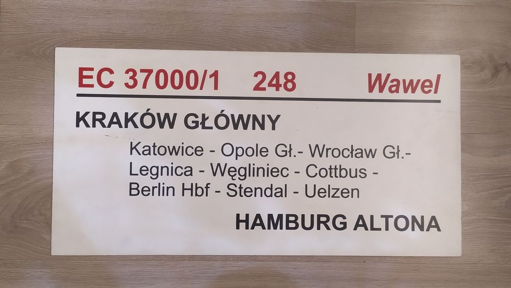 Duża tablica kierunkowa IC Wawel