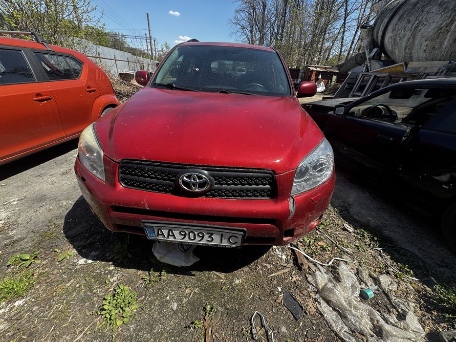 Toyota Rav4 2008 рік