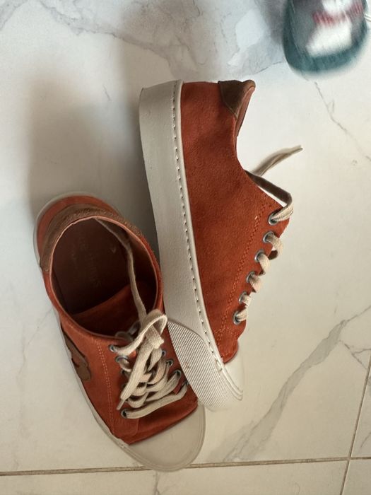 Замшові кеди в гарному стані