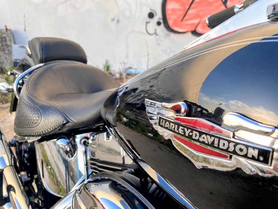 Harley-Davidson Softail Deluxe, ano 2012, com 22.500 km