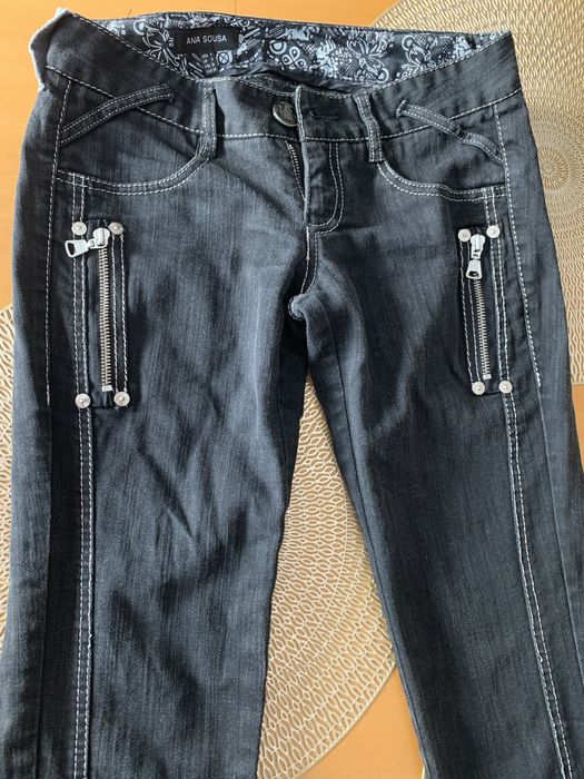 Calcas, blusão e gabardine Ana Sousa