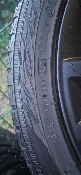 Felgi 17" 5x112 ET56 Ronal 8P0601025T Komplet z oponami