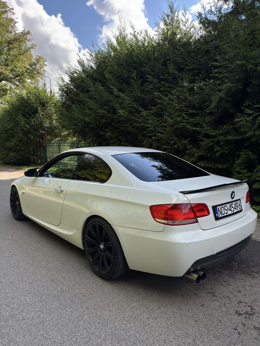 BMW E92 320i Coupe
