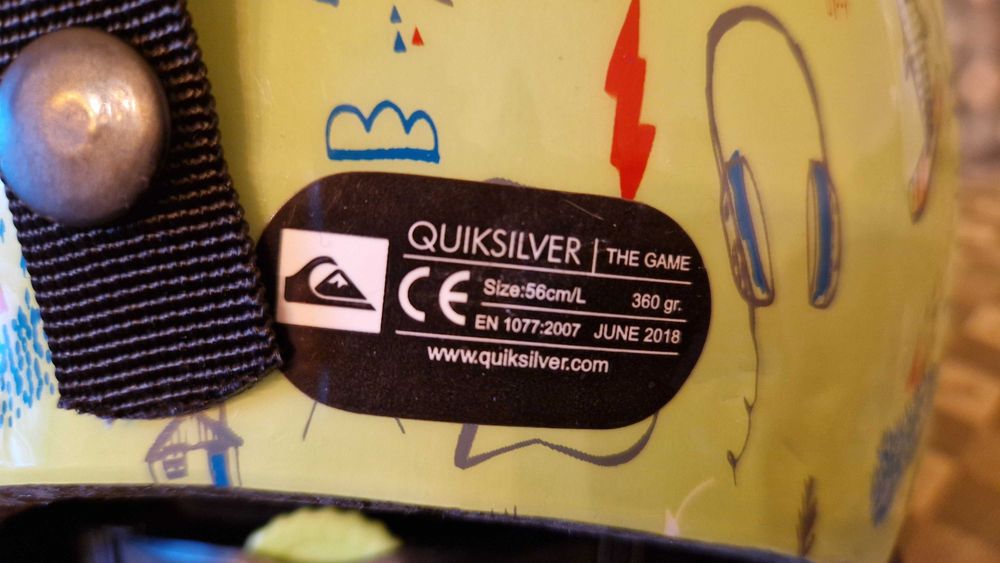 KASK Narciarski Quiksilver z goglami - OKAZJA Świetny stan !