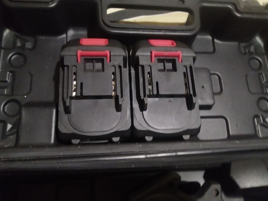 Мини пила аккумуляторная