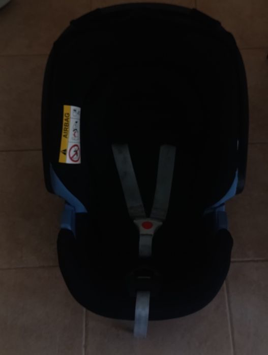 Cadeira auto para bebé
