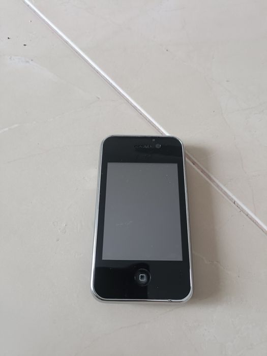 2 Telemóvel wiko