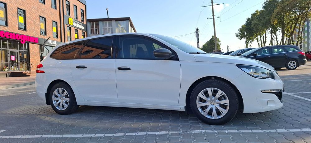 Продам Peugeot 308 SW 1,6D 2017р.