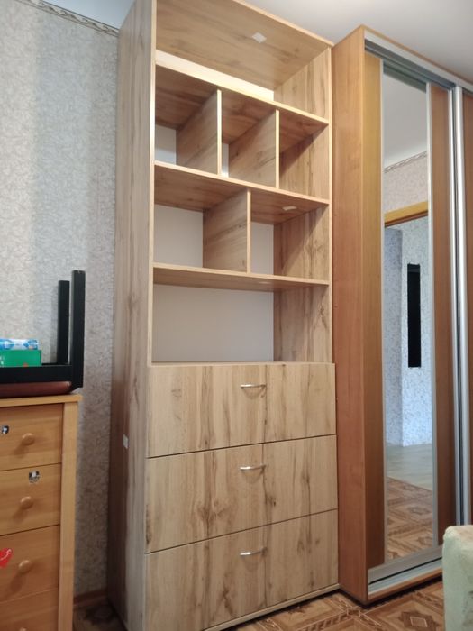 Меблі на замовлення. Пенали, шафи купе, ліжка, кухні та інше