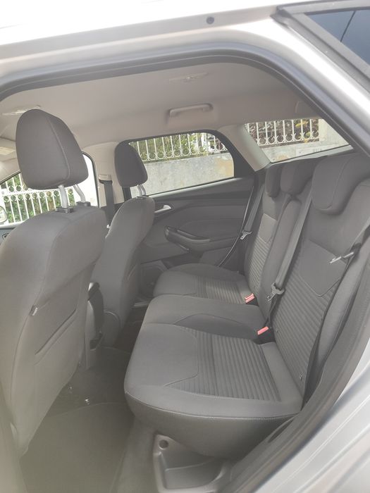 Ford focus 1.0  TITANIUM AUT