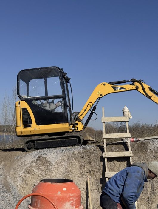 Продам міні екскаватор