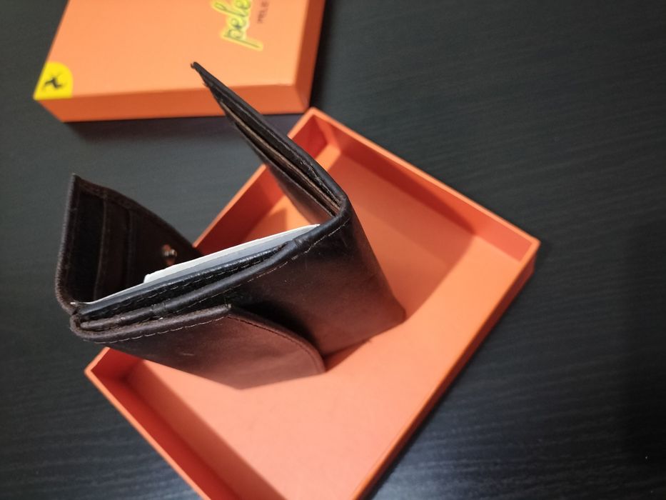 Carteira em pele genuína  pelezone