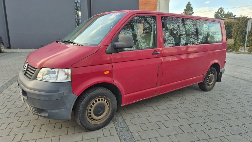 Volkswagen Transporter t5  9 osob dlugi klimatyzacja