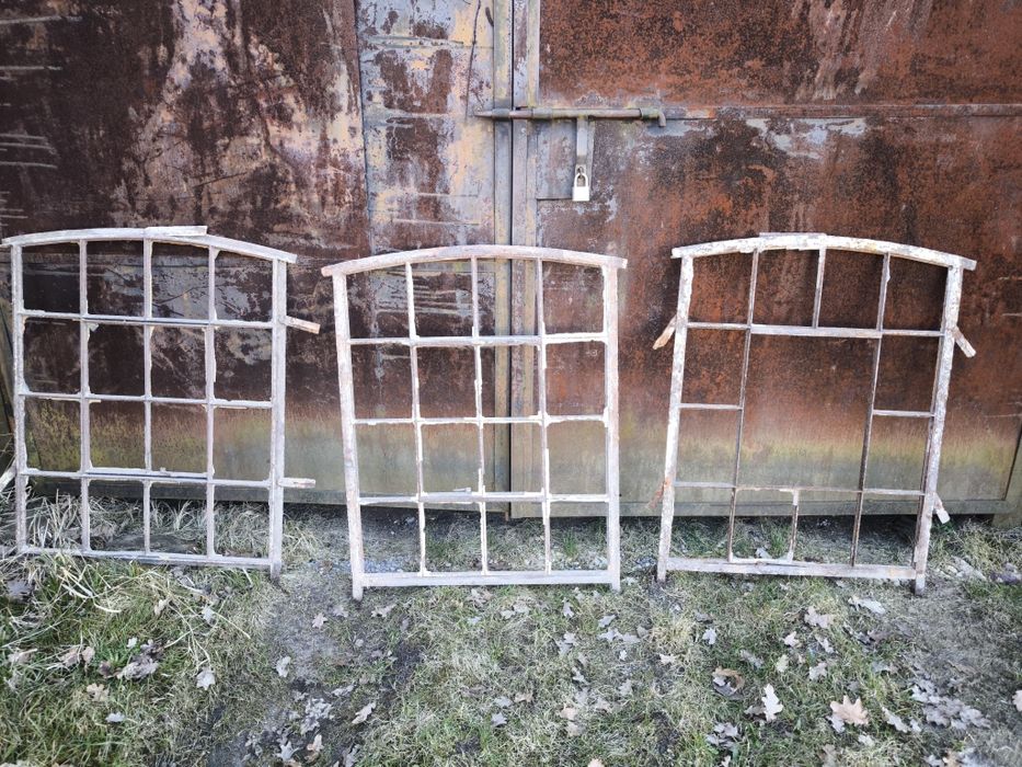 *** Okna żeliwne łukowe krata witraż cena za 3 sztuki ***