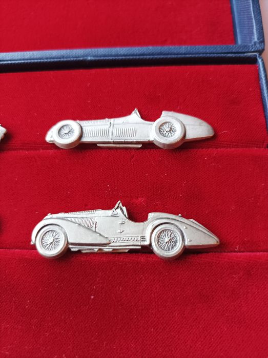 Modele Alfa Romeo srebro 800