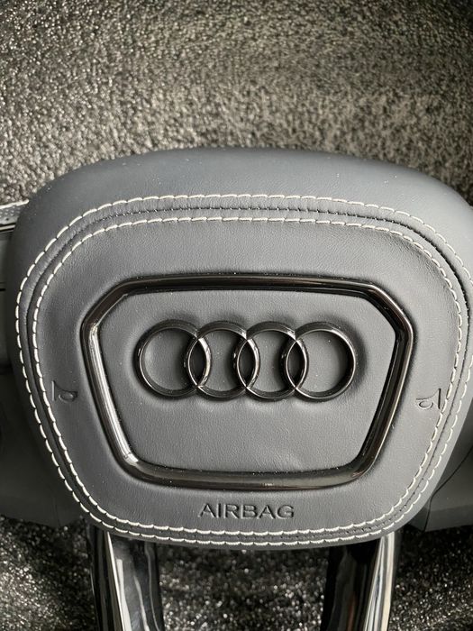 Спортивне кермо Audi RS5 / RSQ7 / RSQ8 Підігрів керма Карбон