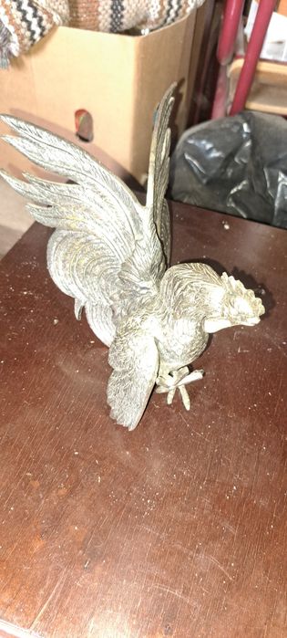 Galo em ferro. Antigo.