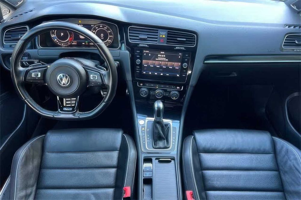 Volkswagen Golf R      2019