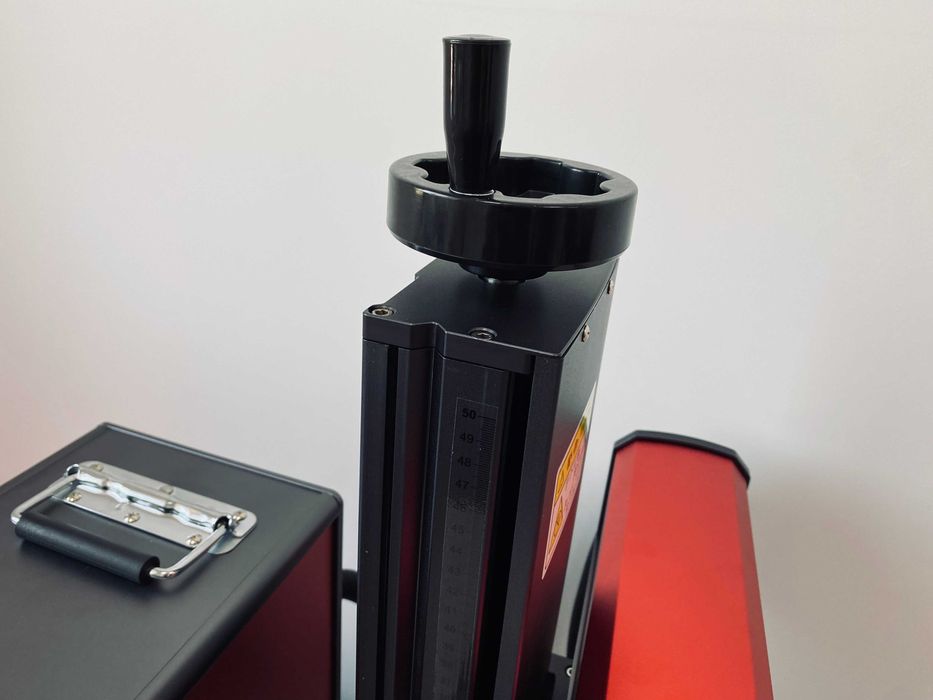 TR-60JM Лазерний маркувальний волоконний станок JPT MOPA 60W