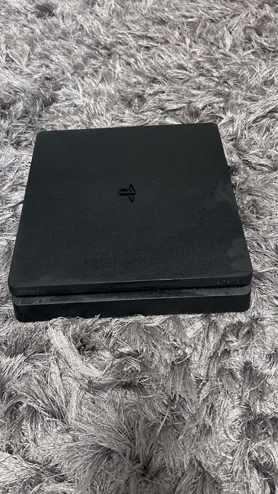 Ps 4 slim 500gb нова з одним джойстиком (білий)-робочий