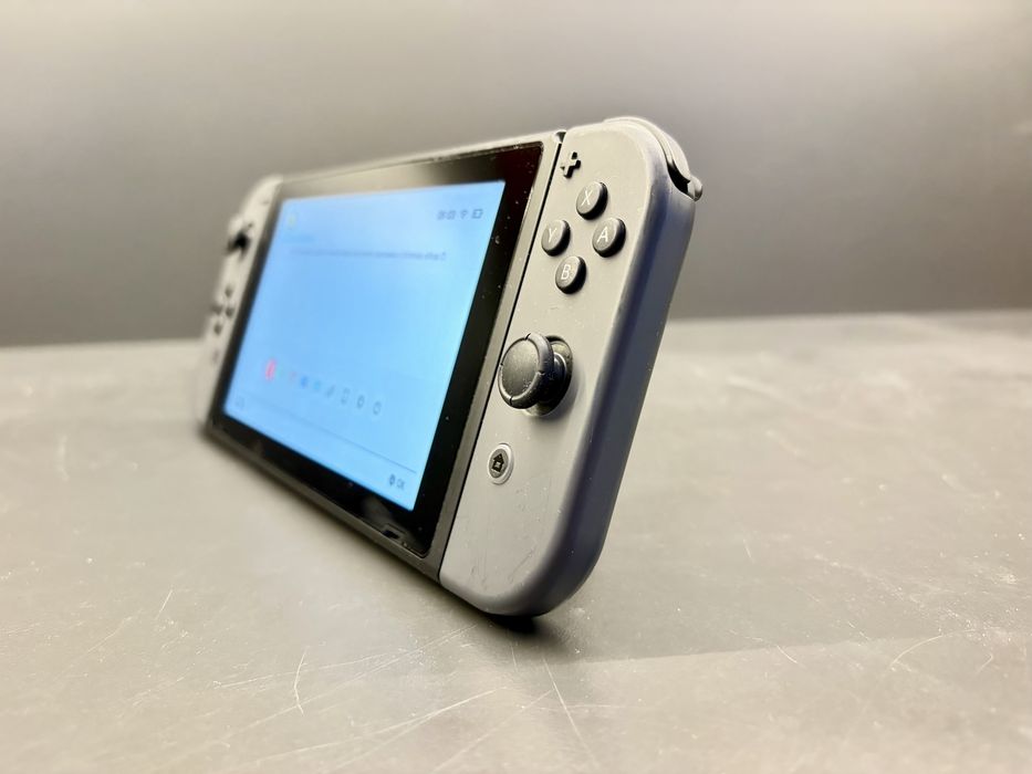 Nintendo Switch 32 GB сіра