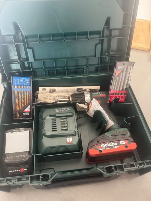 Sprzedam wiertarko-wkrętarkę Metabo BS 18L B1