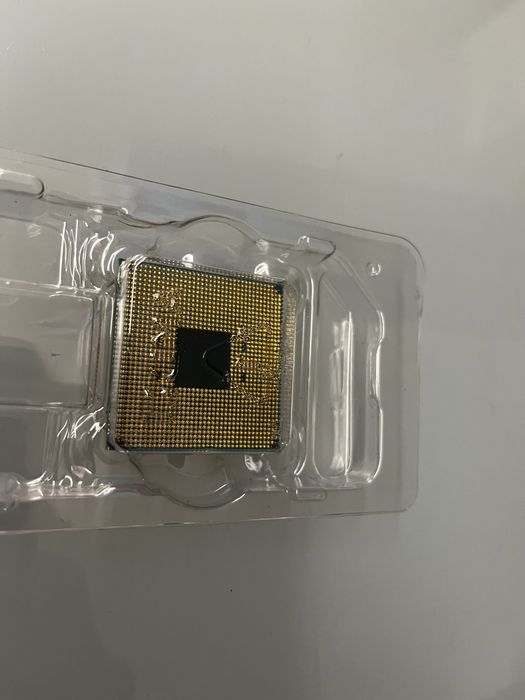 AMD Ryzen™ 5 PRO 3350G