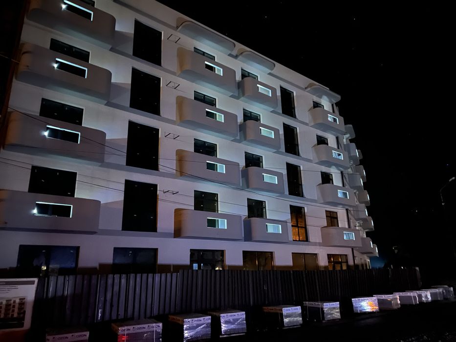 Двох кімнатна квартира з кухнею студією 2,5