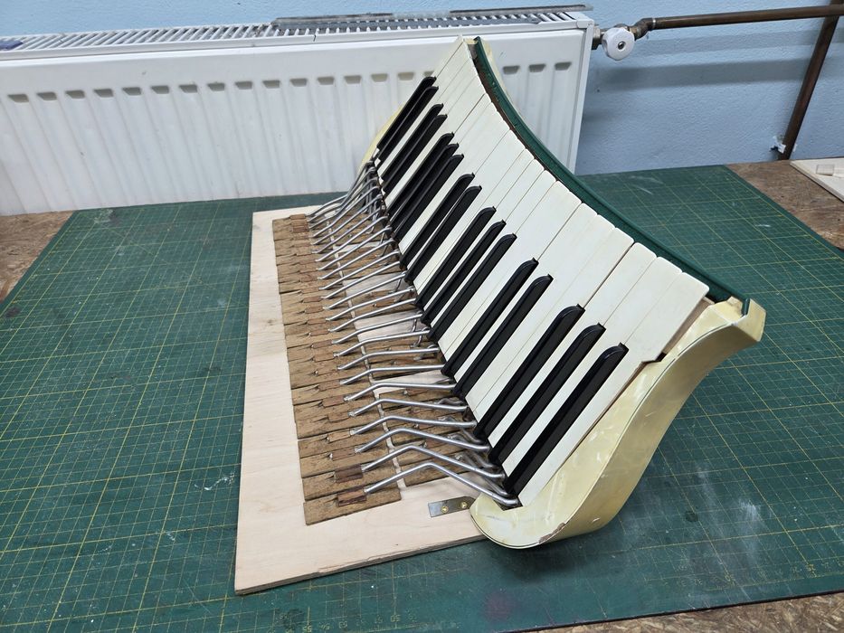 Klawiatura księżycowa do akordeonu