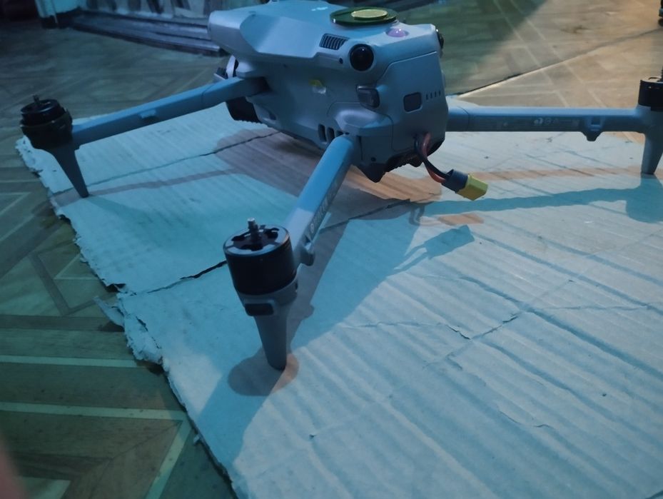 Квадрокоптер  Matrice 4 t