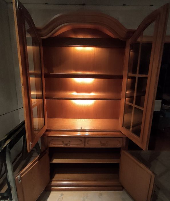 Witryna dąb rustykalny z podświetleniem - Transport