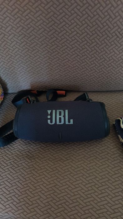 JBL Extreme 3  com carregador original