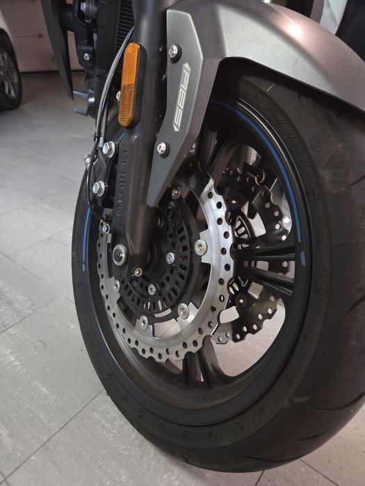 Moto Cfmoto 400NK