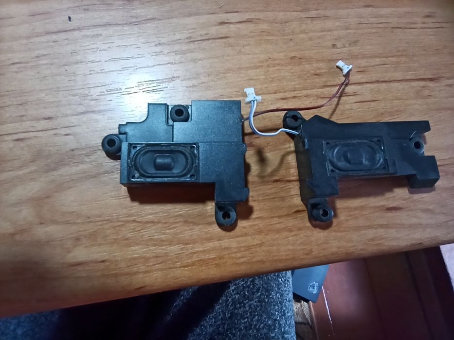 Запчастя до ноута LENOVO B590