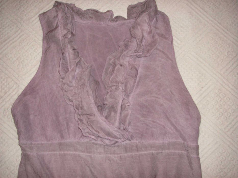 T Shirt / Túnica Zara e T Shirt Sem Mangas e com Folhos