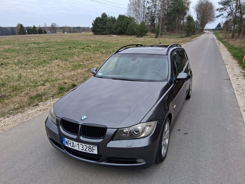 Bmw e91 163km. Okazja .   Po kolizji. . Bogate wyposażenie.  E90