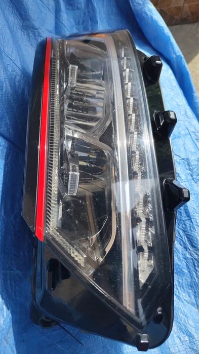 Фара VW Passat B8 LED ліва Америка / USA з блоками, б/в