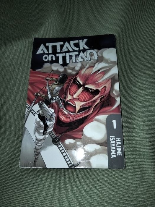 Mangá 'Attack on Titan' Vols. 1 e 2.