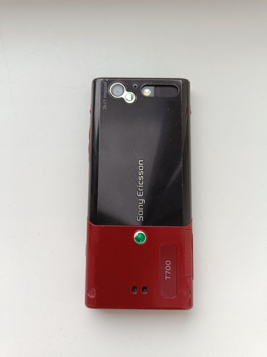 Sony Ericsson T700