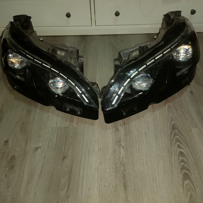 Óticas dianteiras Originais Peugeot 3008 II e 5008 (Esquerda / Direita