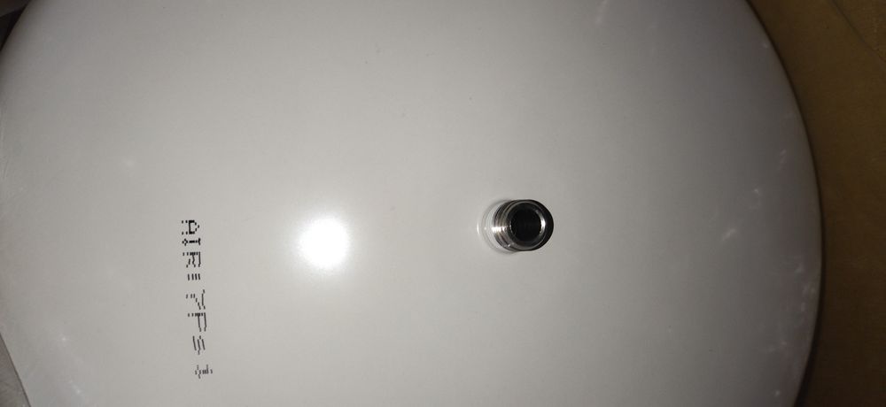 Накопичувальний бак для зворотнього осмосу