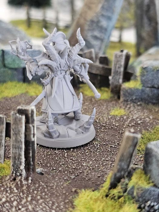Lich Nekromanta figurka do gier RPG Dungeons and Dragons DnD