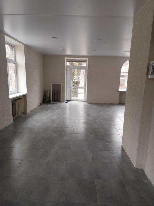 На долгое время порядочных людей готов сдать