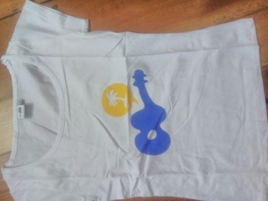 T-shirt damski bialy