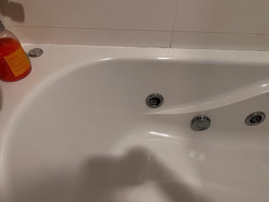 Banheira hidromassagem