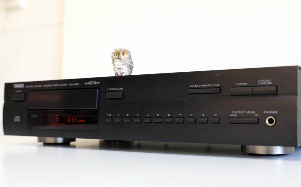 Yamaha CDX-590 Compact Disc Player