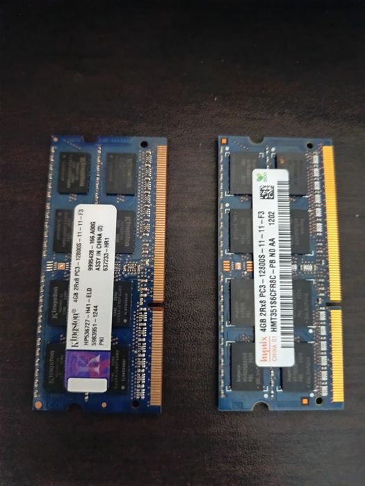 2x Pamięć RAM Hynix 4Gb Ddr3 So-Dimm 12800S 1600Mhz (HMT351S6CFR8CPB)