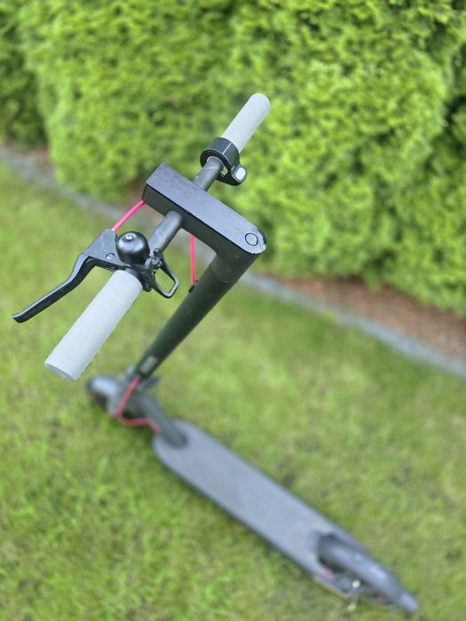 Xiaomi Electric Scooter 4 Pro NE + Ładowarka